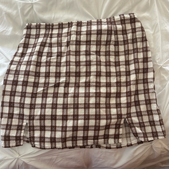 Motel rocks brown/white/hints of blue plaid skirt size medium! - Picture 1 of 1